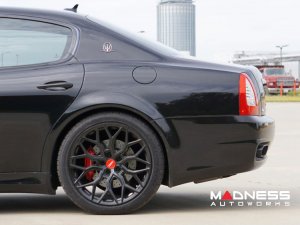 Maserati Quattroporte Custom Wheels - HF-2 by Vossen - Gloss Black